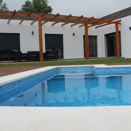 Monte Teo- Casa E Piscina Privada